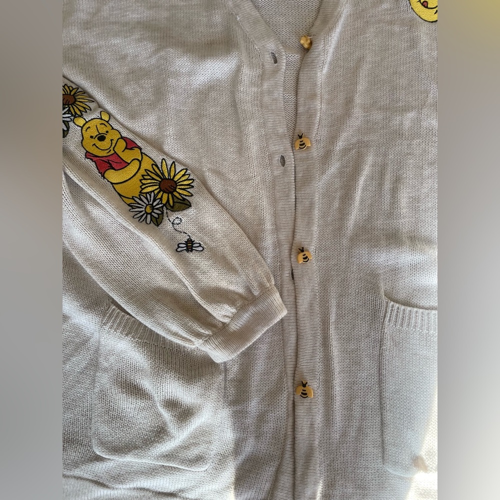 Winnie The Pooh oversized cardigan - Picture 3 of 4